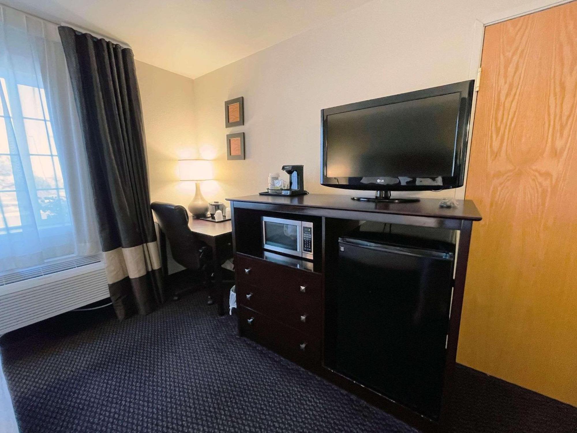 Country Inn & Suites By Radisson, Bend, Or Buitenkant foto