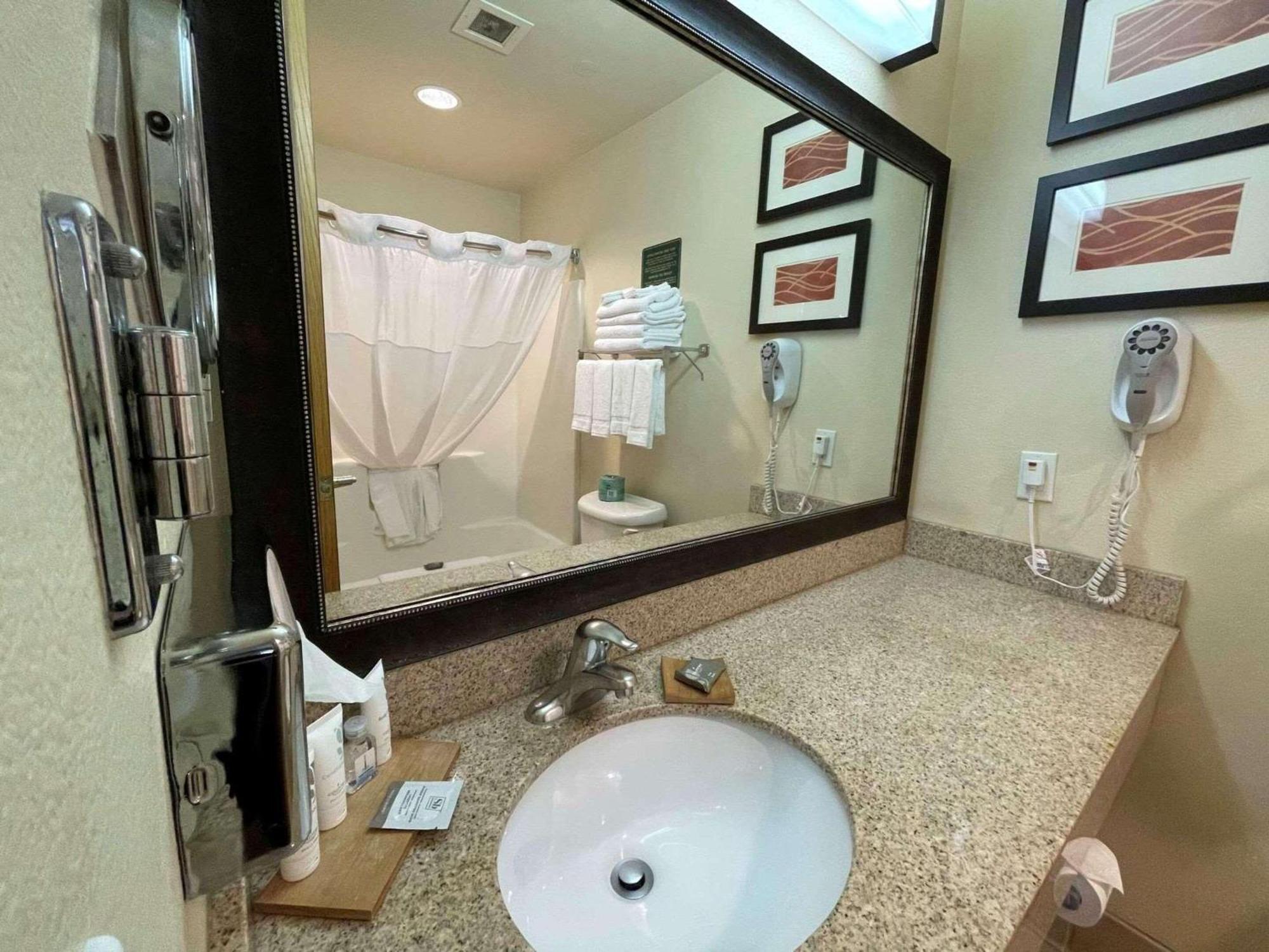 Country Inn & Suites By Radisson, Bend, Or Buitenkant foto